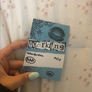 ariana grande sweetener tour backstage pass